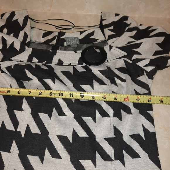 Rabbit Rabbit Rabbit Monochrome Zigzag Dress - Picture 4 of 12